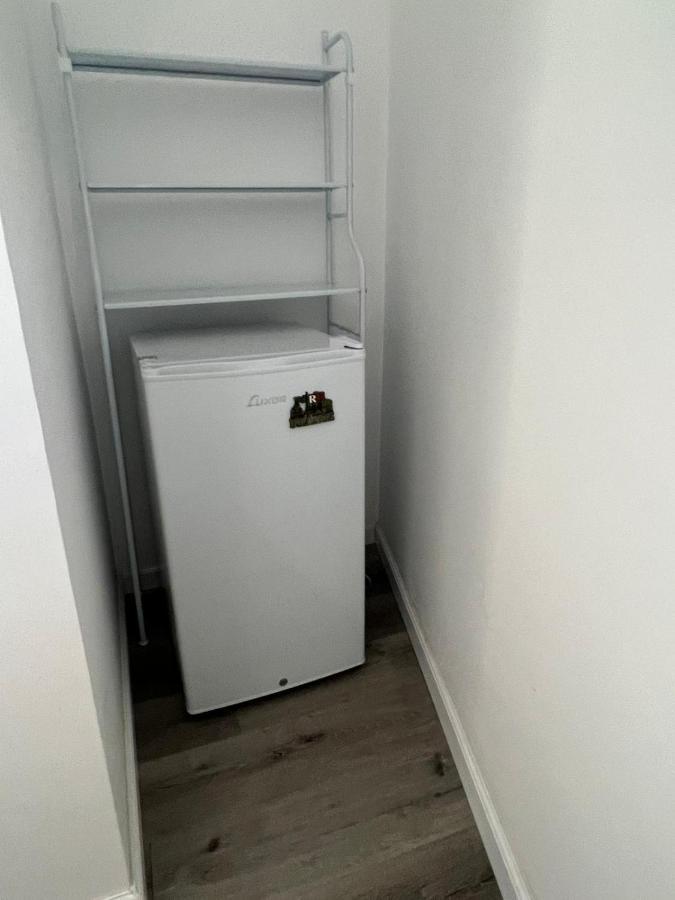 סטודיו חדש ויפה עם נוף לים Apartman Netánja Kültér fotó